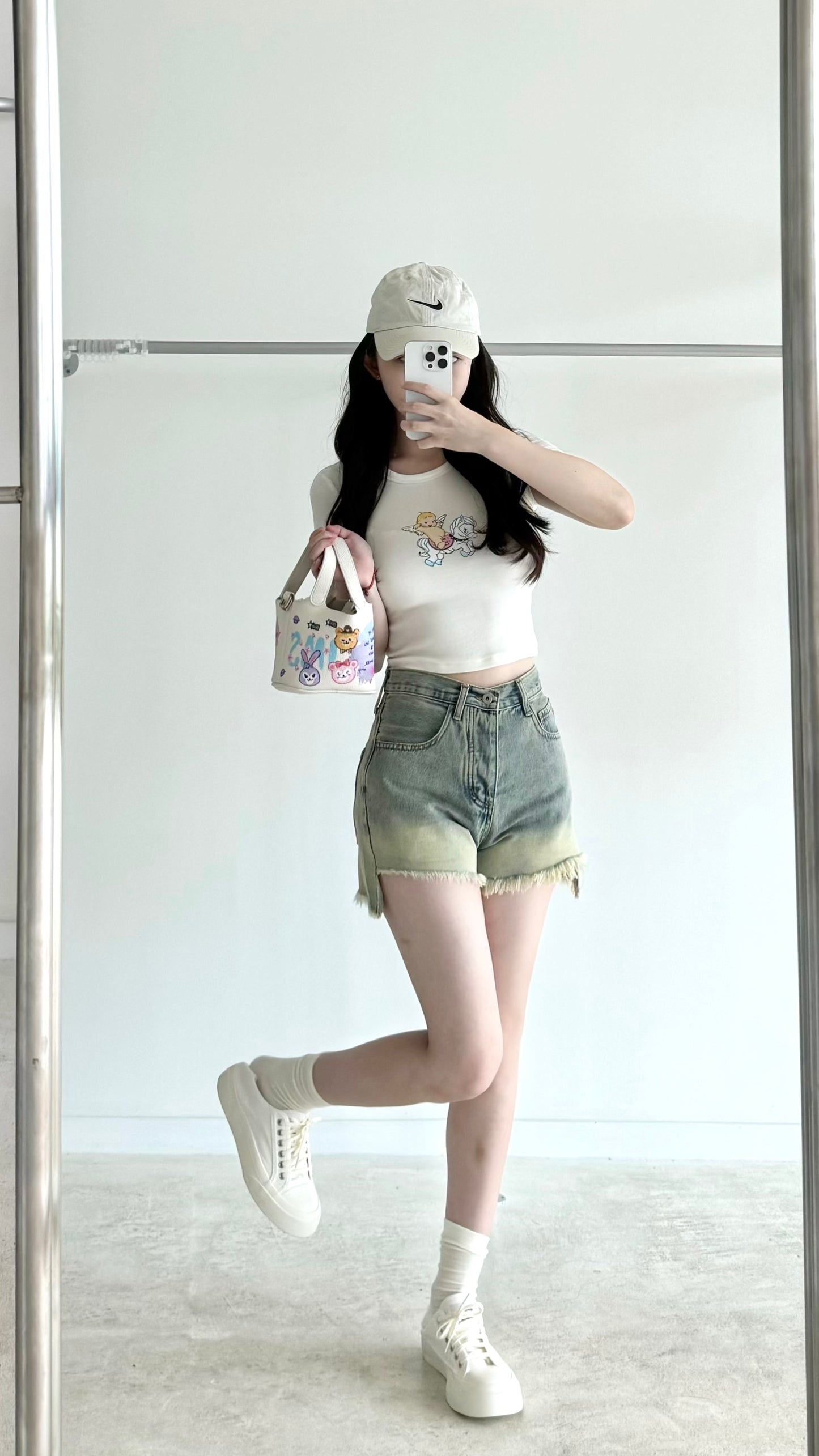 Denim shorts gradient color