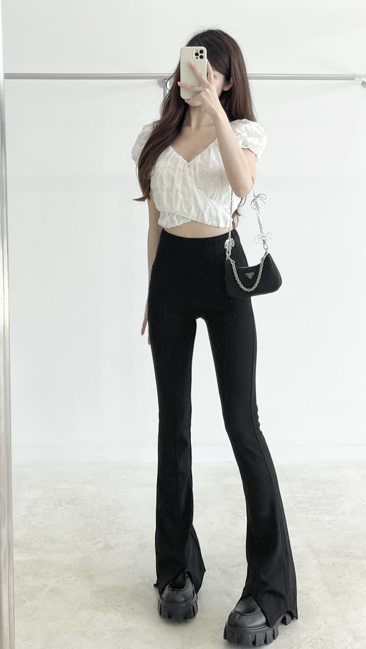 Cross-over short-sleeve cropped top