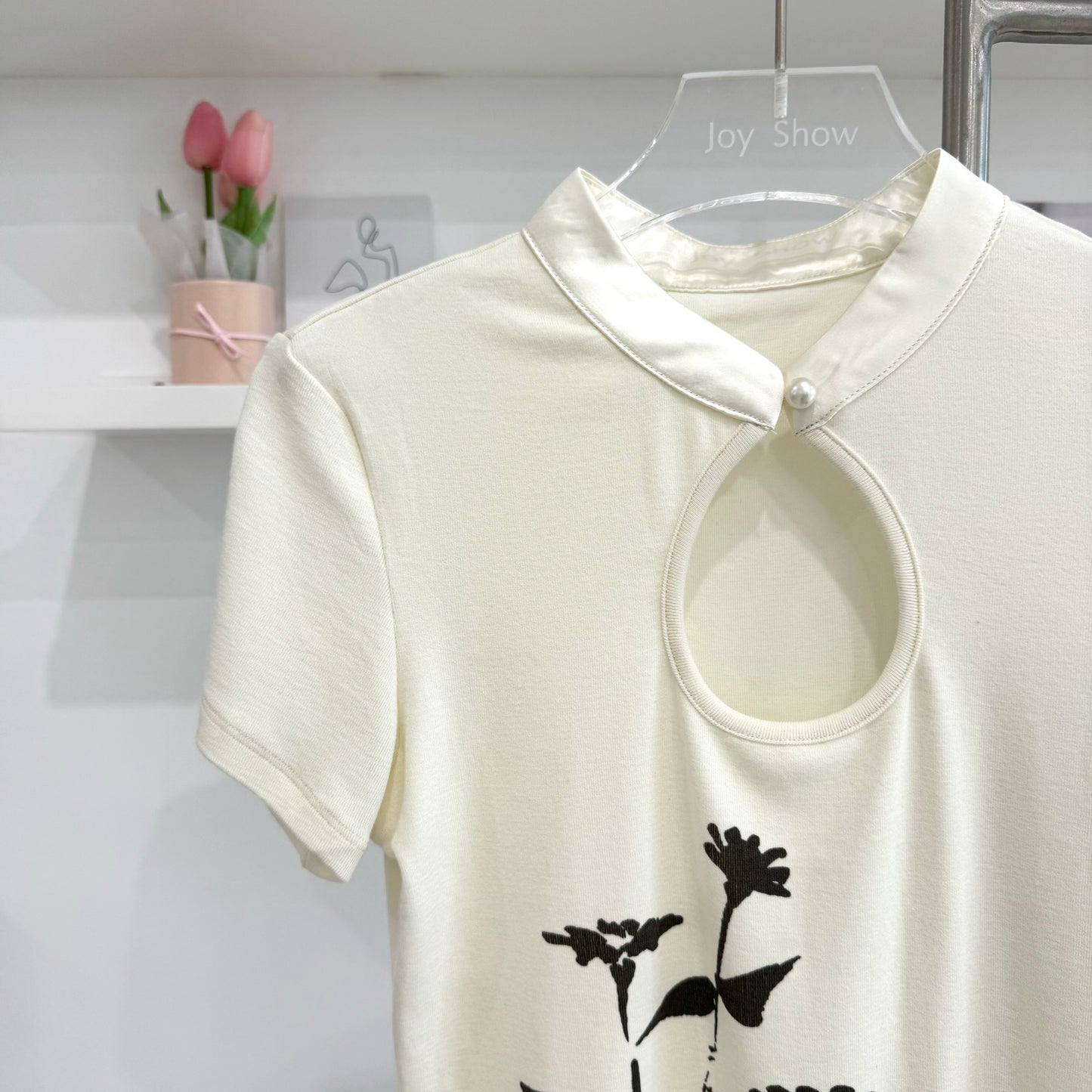 Lotus print top