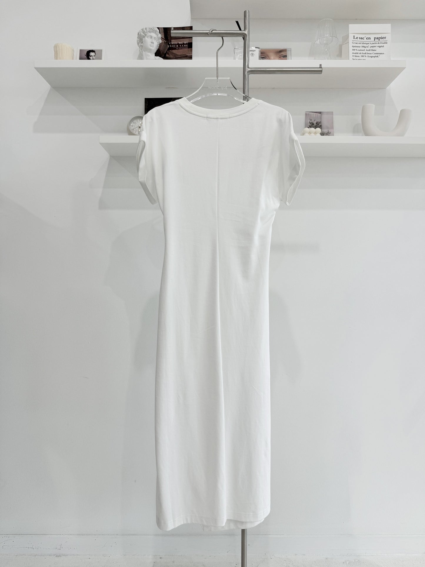 Short-sleeve pleated slit dress
