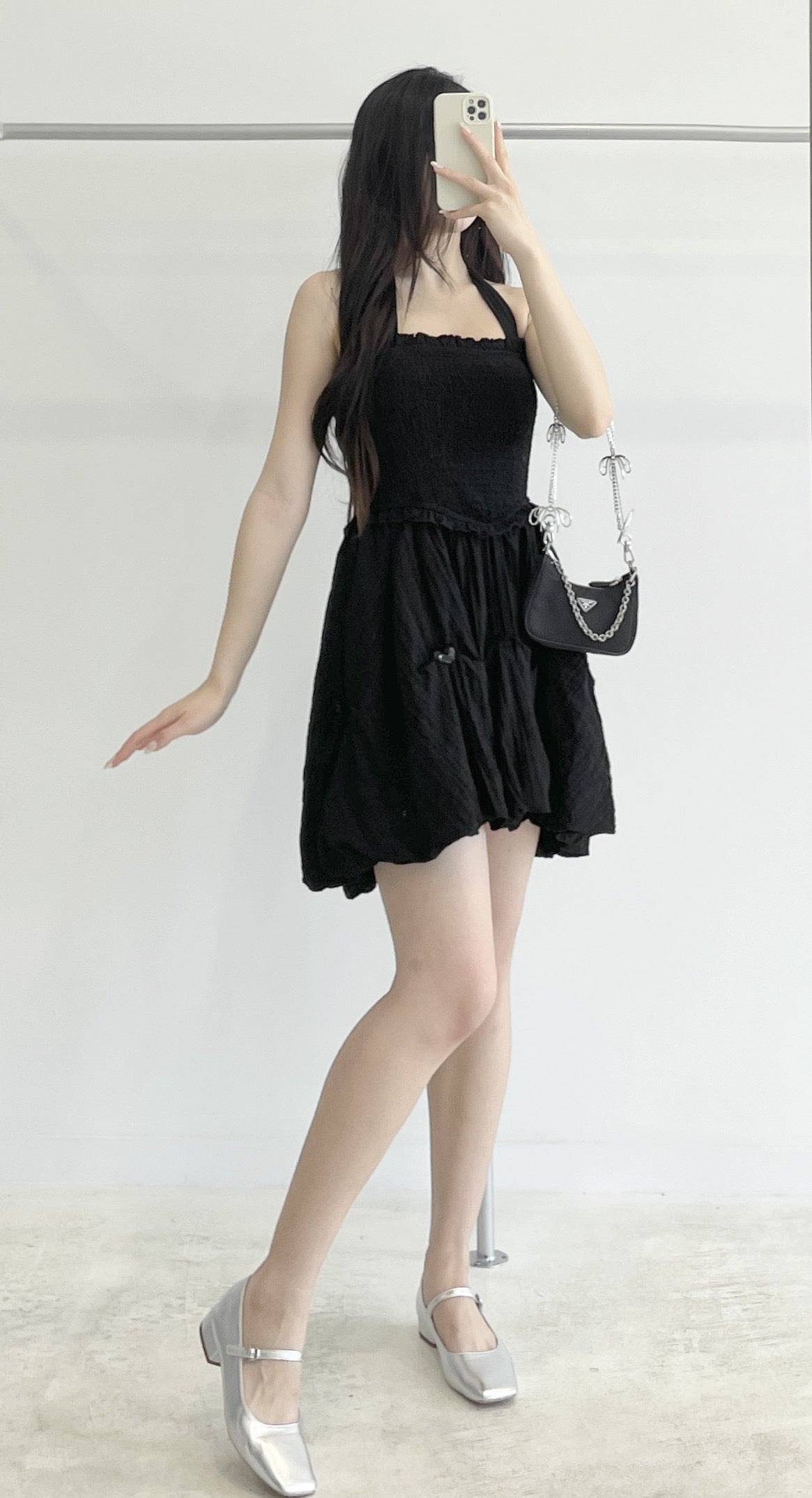 Halter-neck short dress