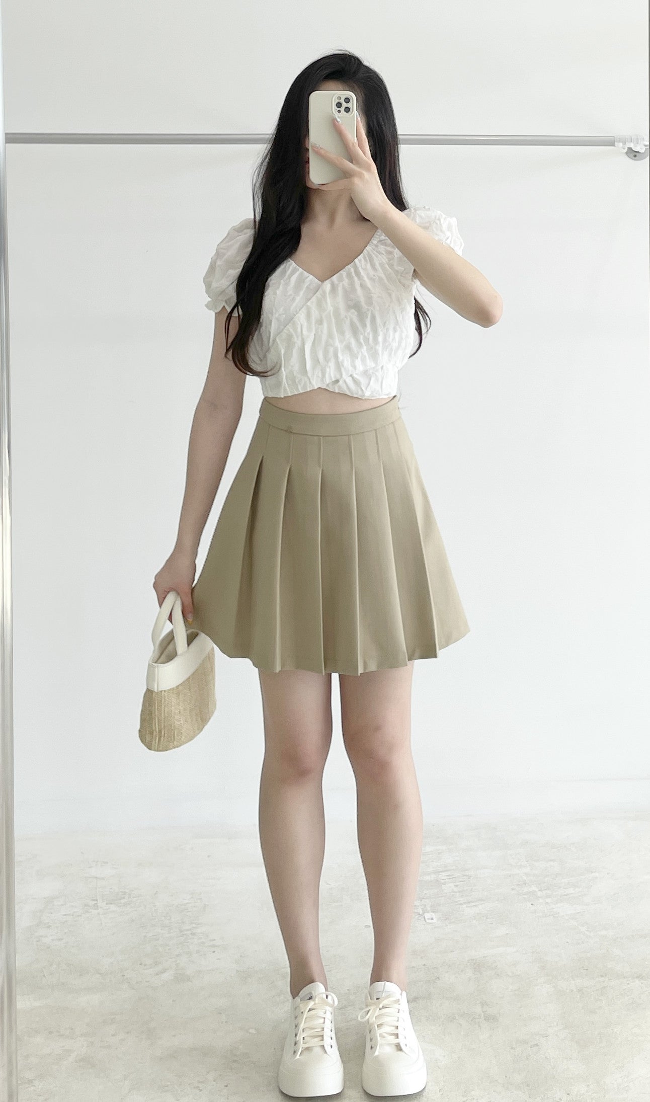 Cross-over short-sleeve cropped top