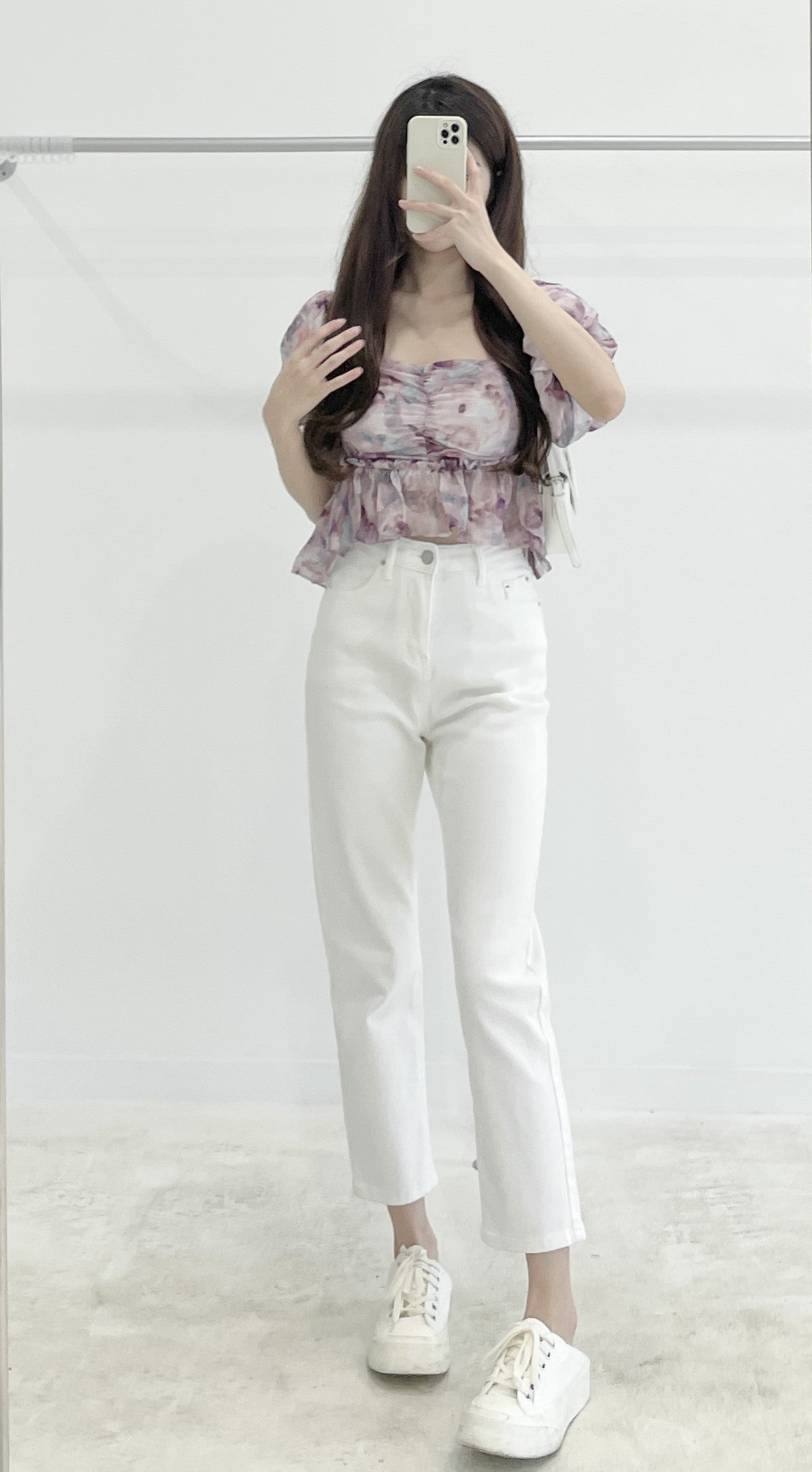 Square-neck short-sleeve crop top