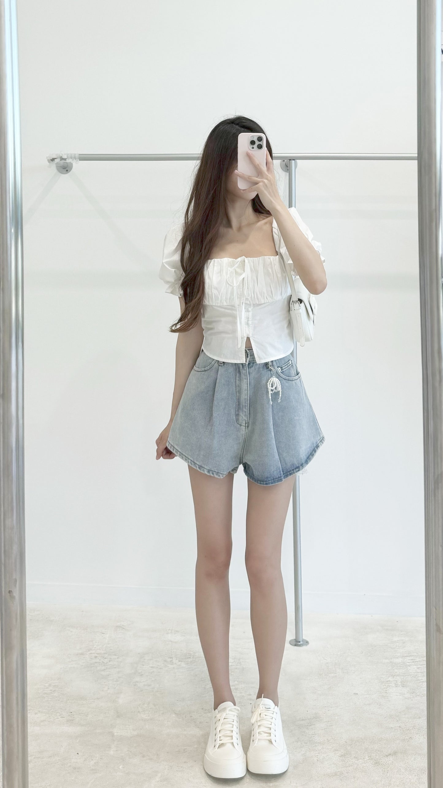 Puffy sleeve top