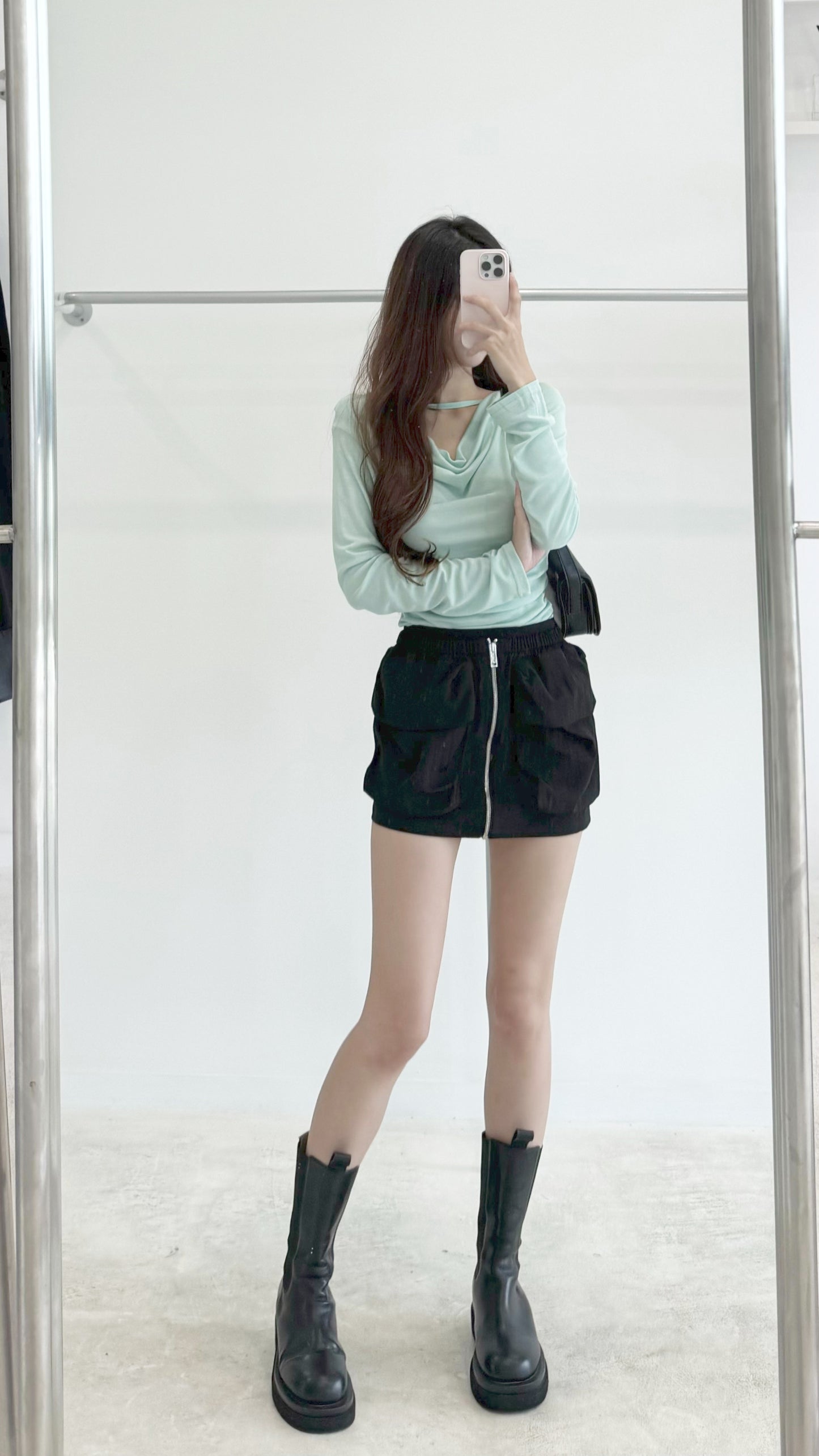Zip-up cargo skirt