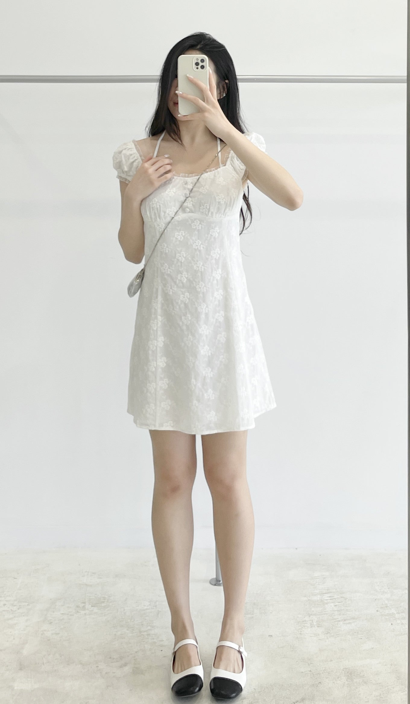 Halter-neck short dress