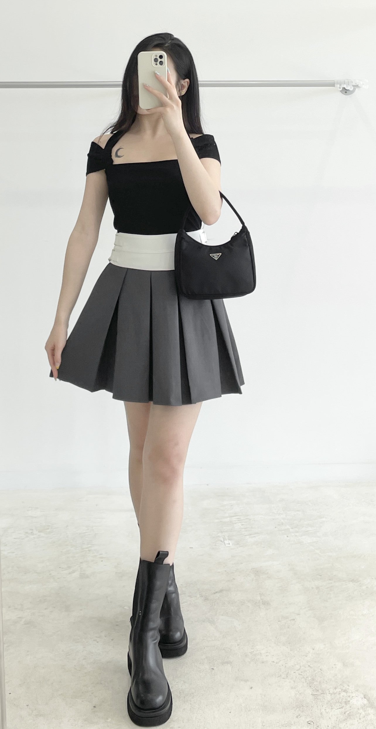 Halter-neck off-shoulder top