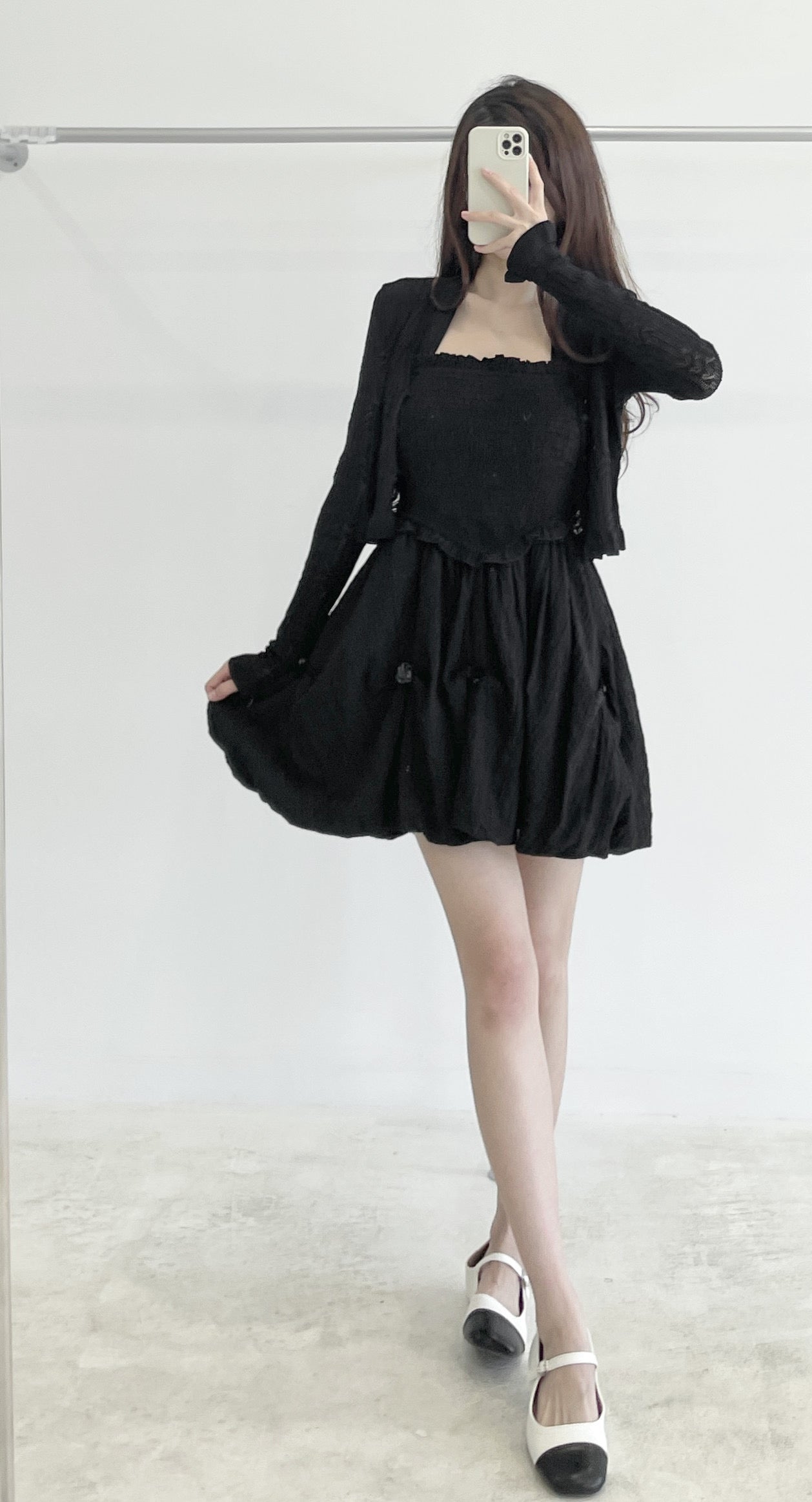 Halter-neck short dress