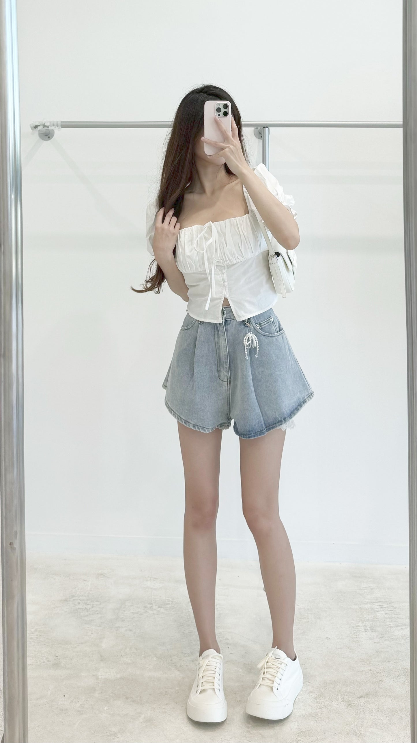 Puffy sleeve top