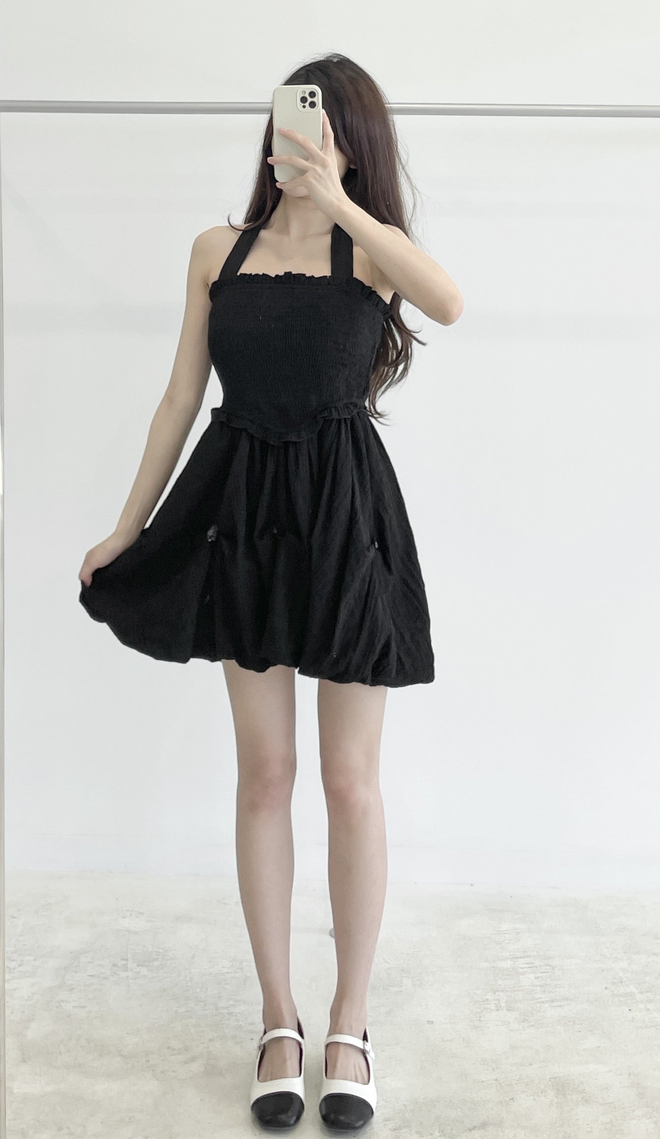 Halter-neck short dress