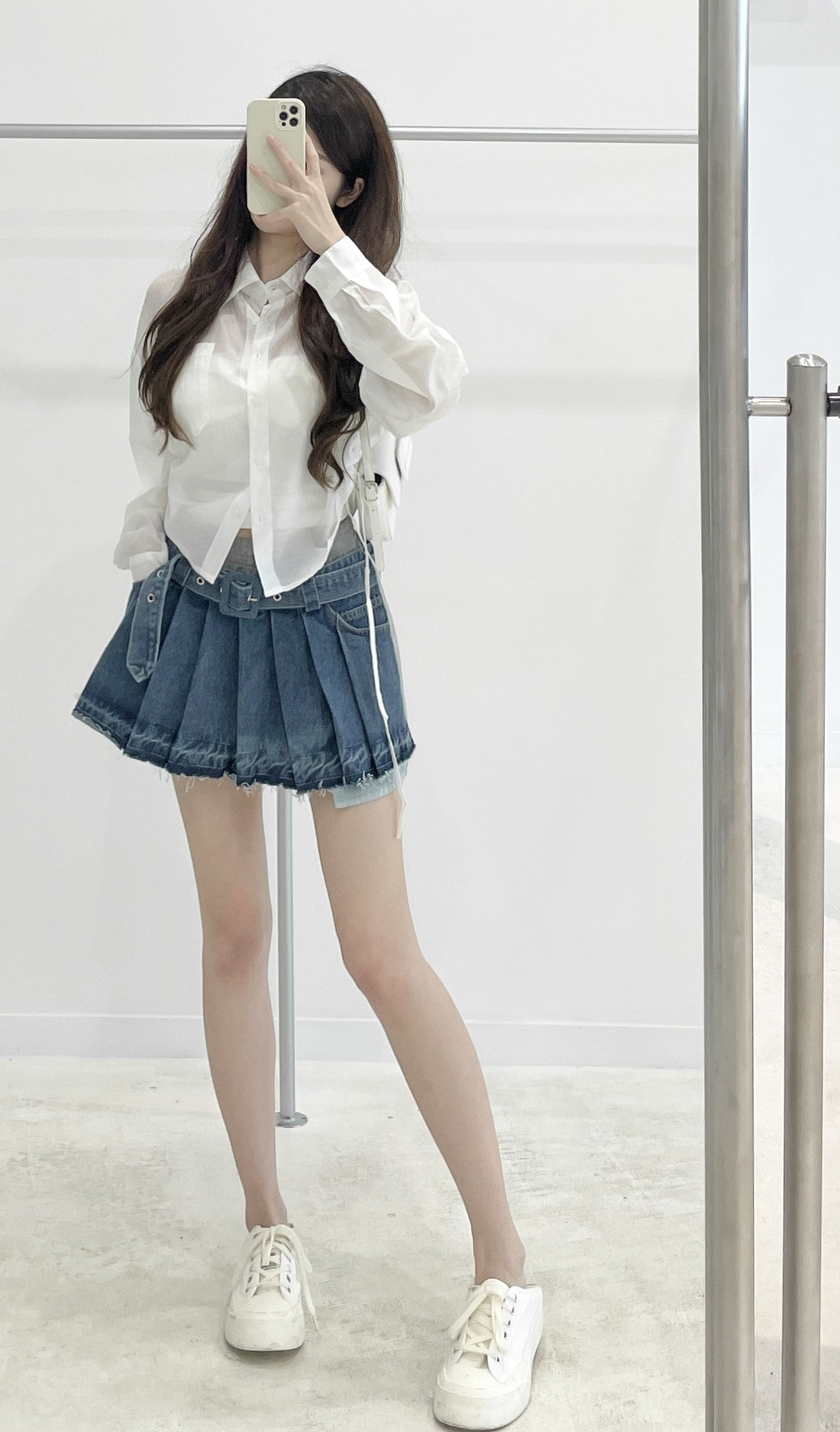 high-waisted patchwork denim pleated skirt