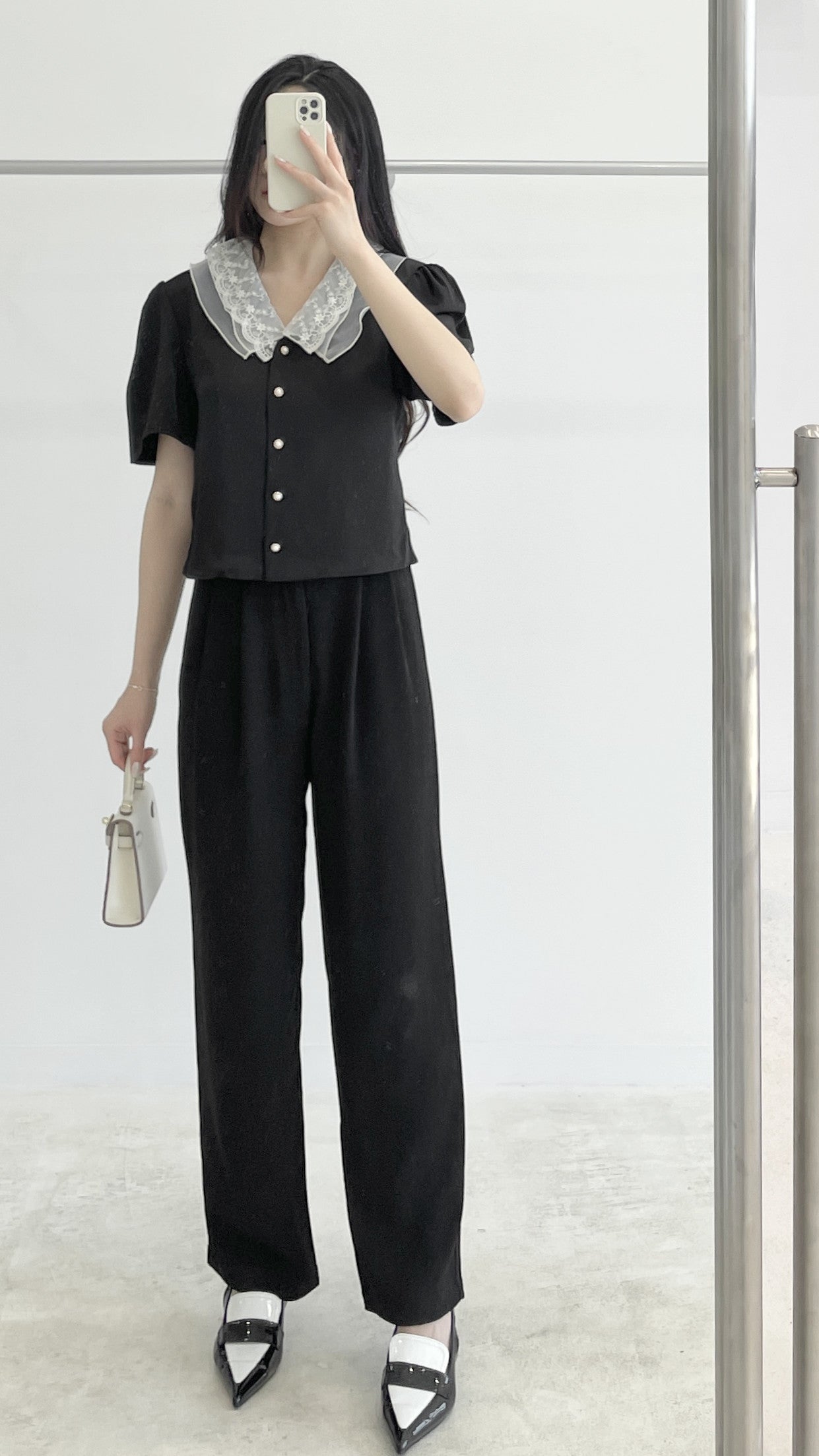 Collared short-sleeve blouse