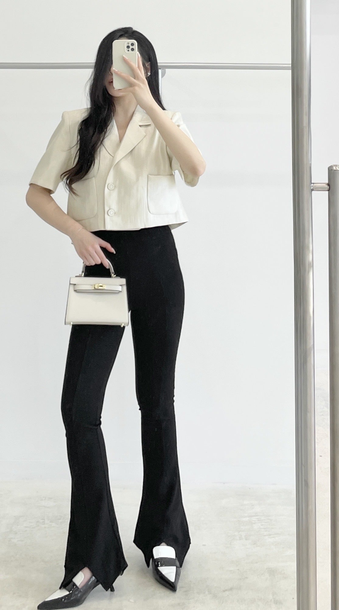 Backless short-sleeve blazer top