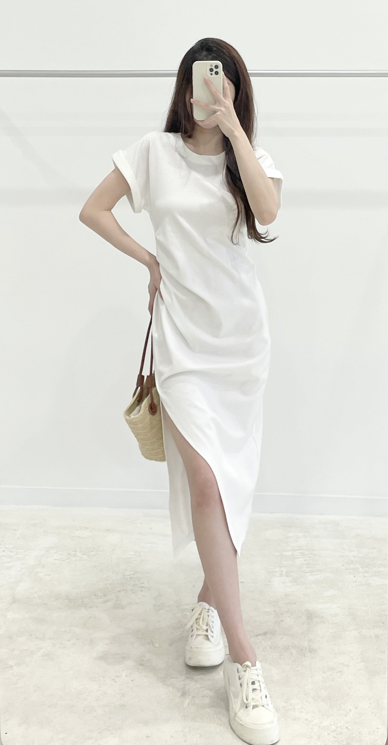 Short-sleeve pleated slit dress