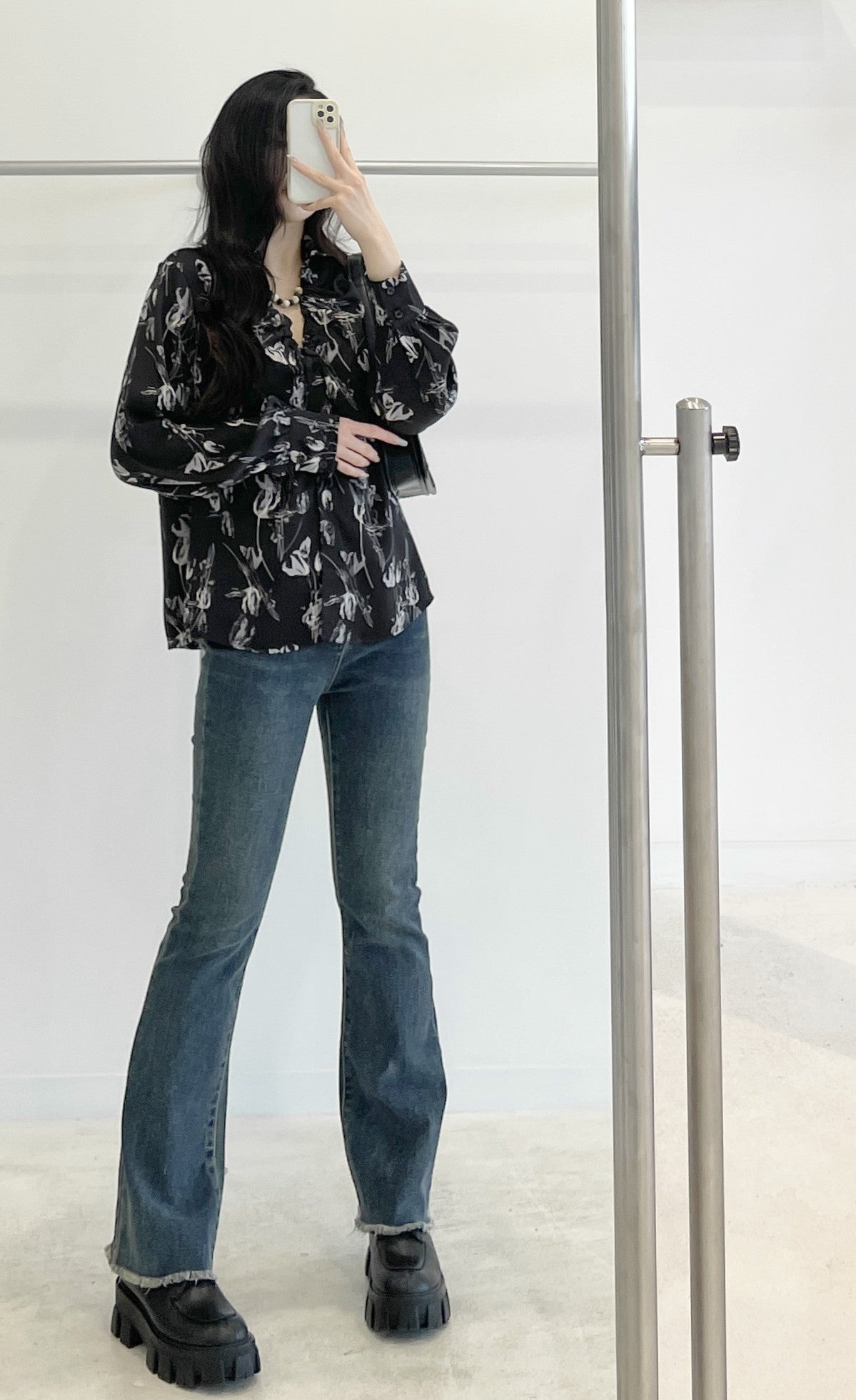 Floral Print necklace Long-Sleeve Shirt
