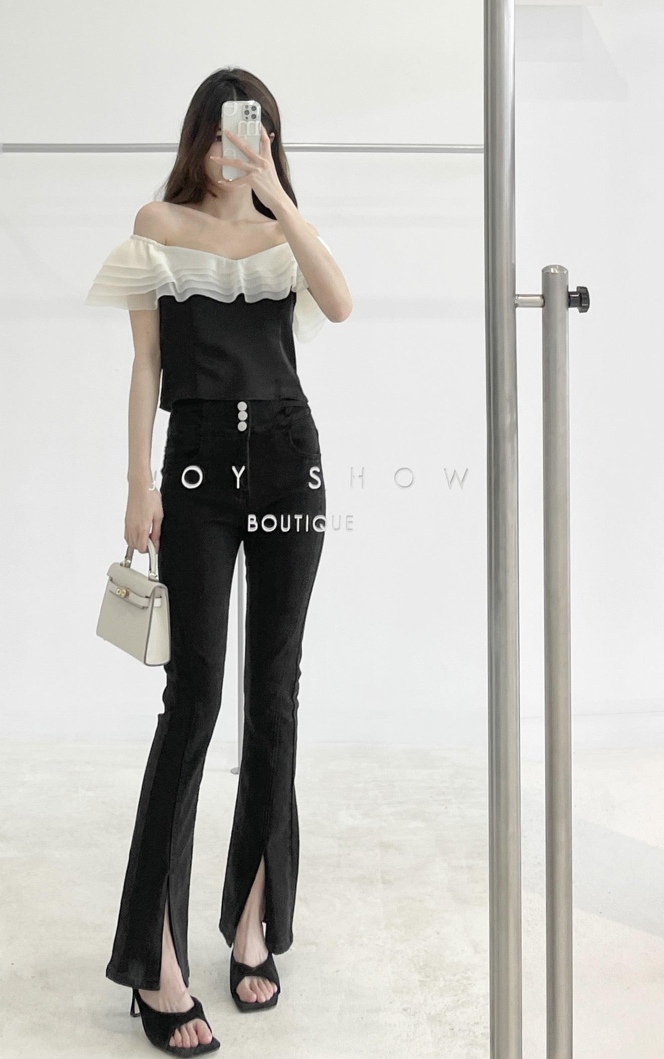 Contrast Mesh Off-shoulder Top