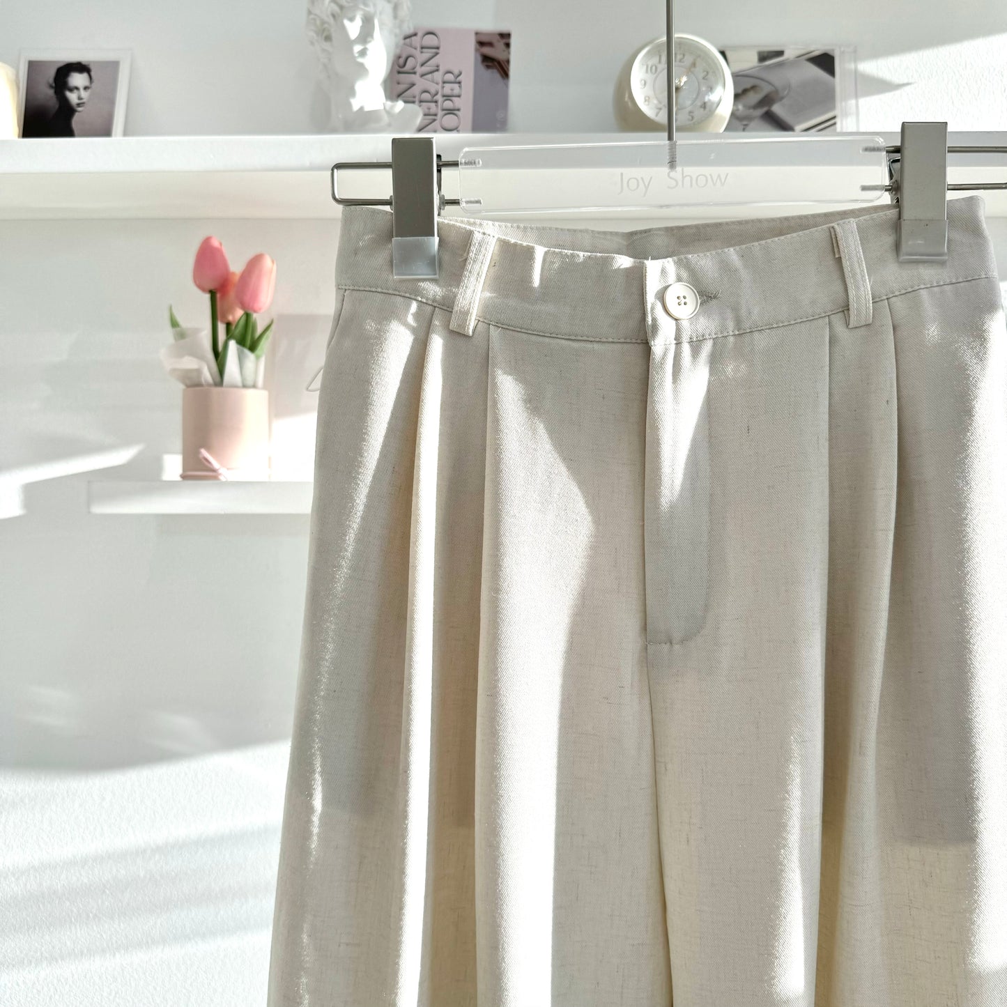 High-waisted cotton-linen trousers