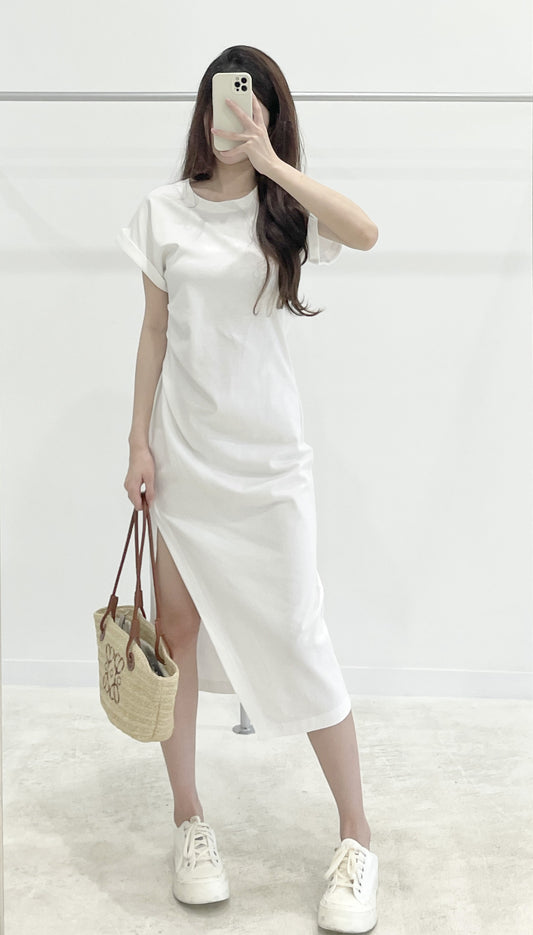 Short-sleeve pleated slit dress