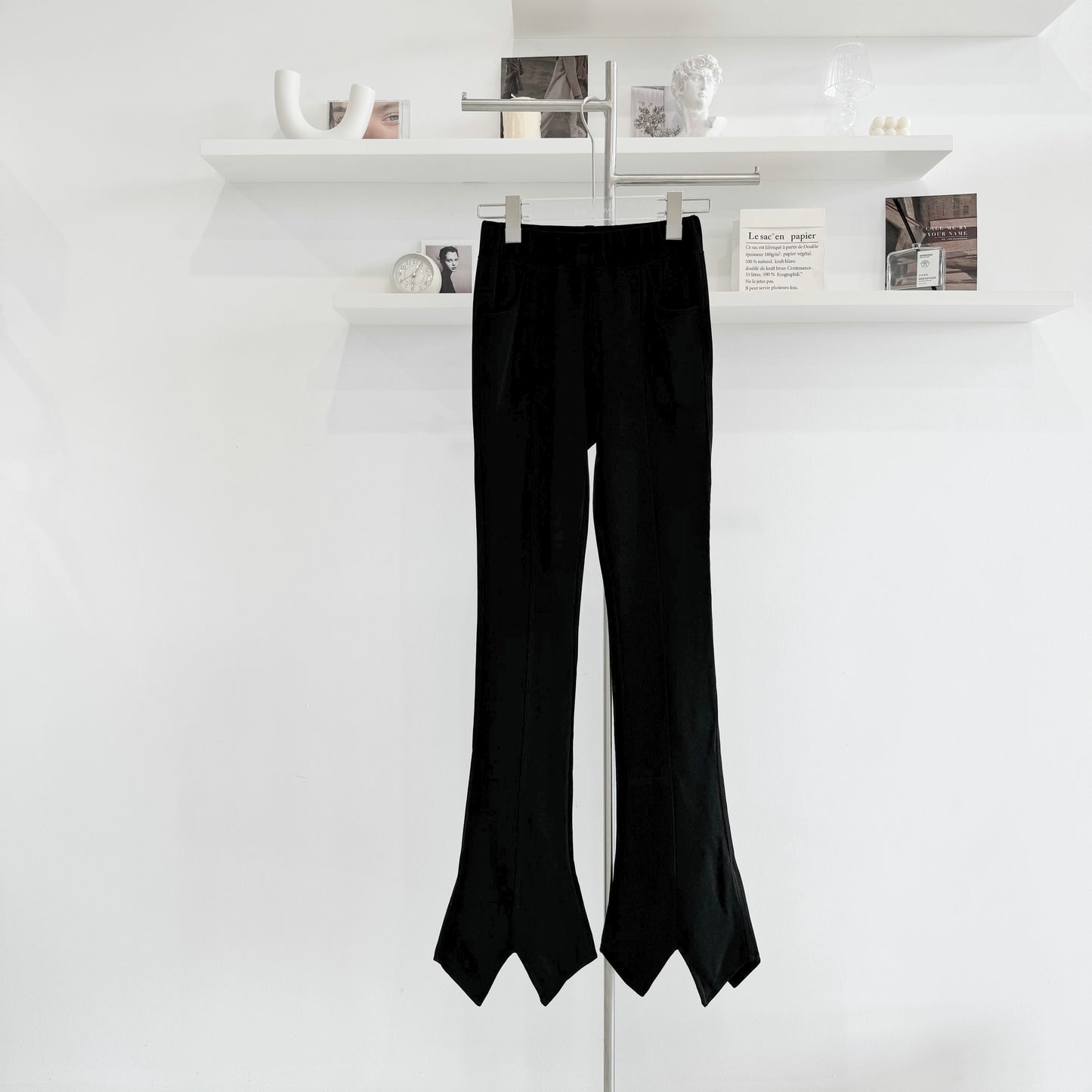 Elastic high-waisted slit trousers
