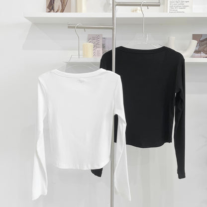 square-necked short cropped long-sleeved top