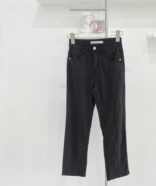 cropped straight-leg jeans